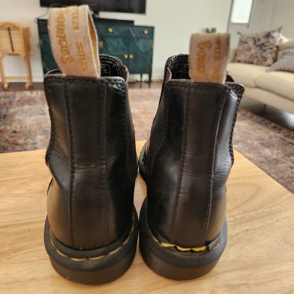Dr. Marten's Black Vegan 2976 Felix Pull On Chelsea Boots EU 37 US 5M/UK 4 - Picture 11 of 15